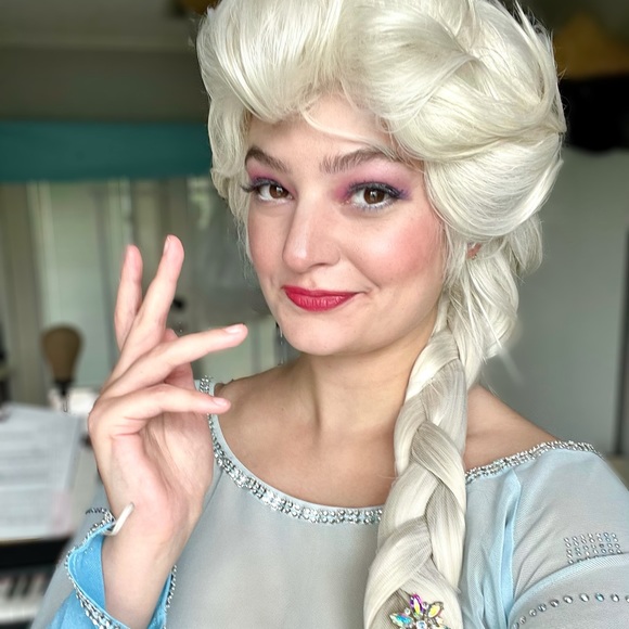 Meet your Posher, Brittany - Picture 2 of 8